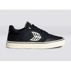 Shoes Cariuma Vallely Pro Black Suede 2025 pour unisexe