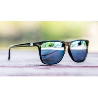 Lunettes Knockaround Fast Lanes Jelly Black Sky Blue 2025